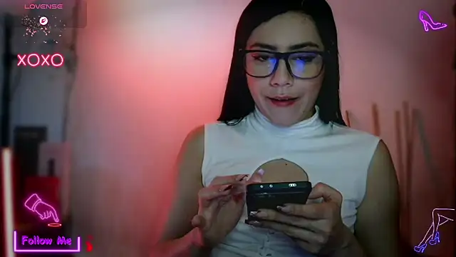 LauGrayJ online show from 09/23/25, 10:13