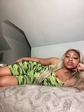 AUNYXXX online show from 02/14/25, 04:58