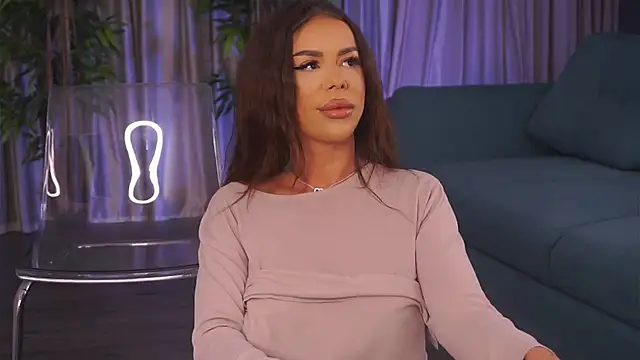 Snapshot of MissKiarra chatting on 01/12/25, 05:13 MissKiarra online show from 01/12/25, 05:13