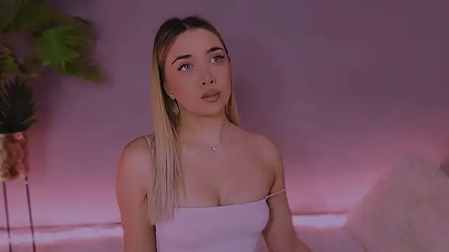 Snapshot of Jessielle chatting on 01/07/26, 08:06 Jessielle online show from 01/07/26, 08:06