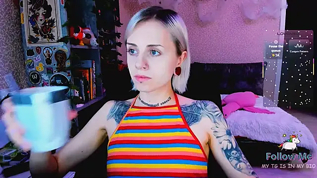 NaniMoore online show from 11/29/25, 08:12