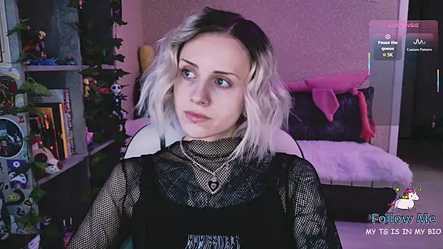 NaniMoore online show from 02/06/26, 08:12