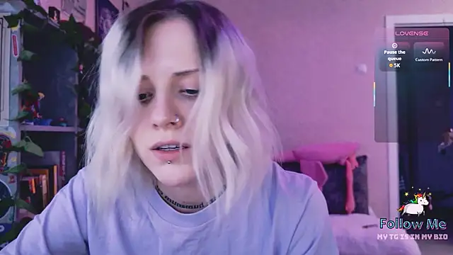 NaniMoore online show from 03/28/26, 08:08