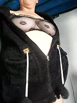 clarita 01 online show from 01/09/26, 12:52