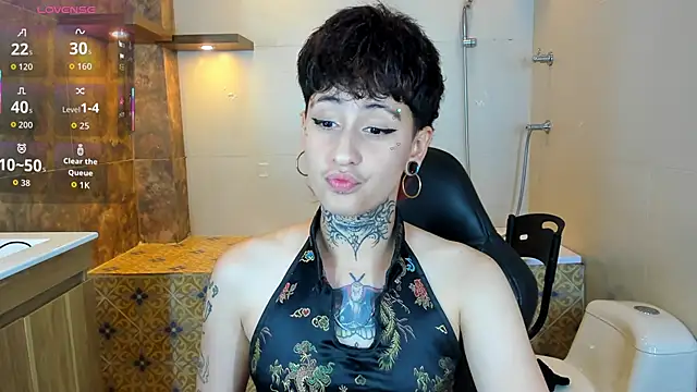 Ethan lennox online show from 10/20/25, 09:04