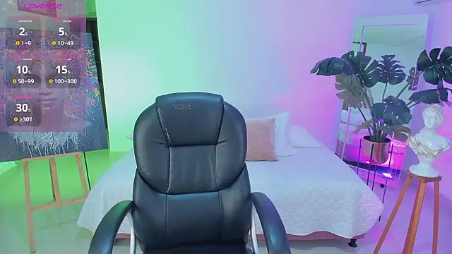 JANYLOVE   online show from 03/19/26, 10:52