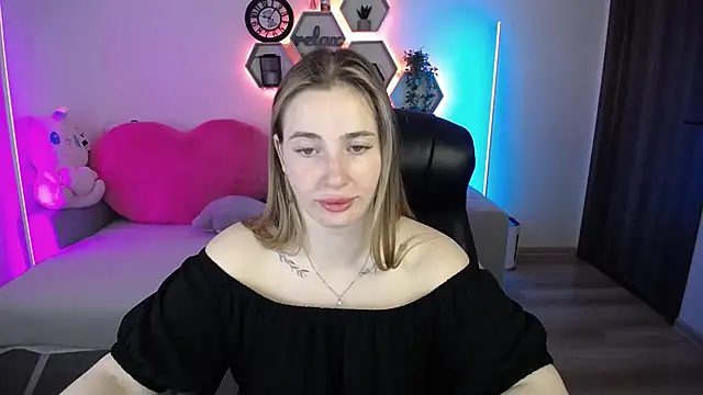 SabrinViolet online show from 06/20/26, 08:06