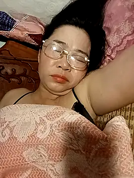 Sexy-asslove90 online show from 09/28/25, 06:57