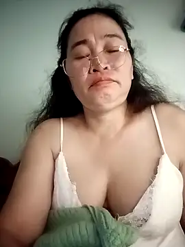 Sexy-asslove90 online show from 10/09/25, 01:58