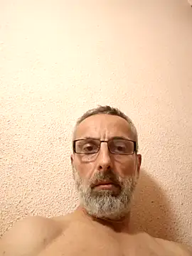 Snapshot of justinont76 chatting on 03/16/26, 11:42 justinont76 online show from 03/16/26, 11:42