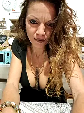 vampvanna23 online show from 11/04/25, 04:55