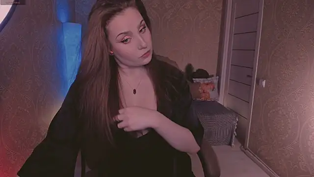 Eesmaaarrr online show from 10/13/25, 11:05