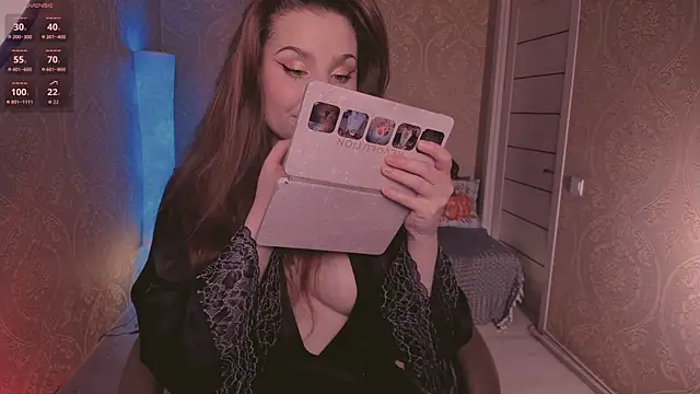 Eesmaaarrr online show from 10/22/25, 11:37