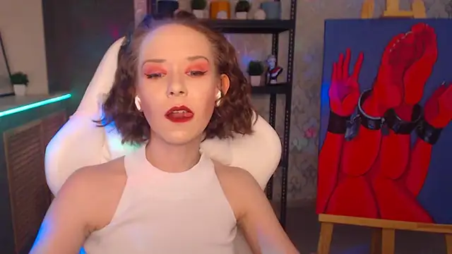 FascinatingEyess online show from 12/21/24, 10:40