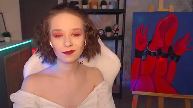 FascinatingEyess online show from 12/30/24, 10:34