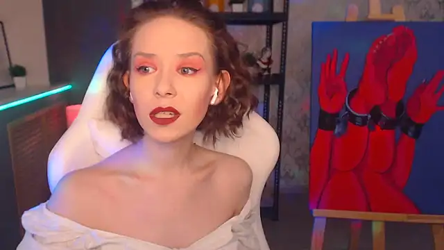 FascinatingEyess online show from 01/01/25, 06:16