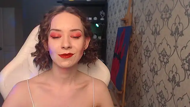 FascinatingEyess online show from 05/04/26, 07:21