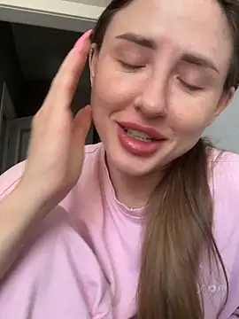 Jullia Carter online show from 04/27/26, 11:19