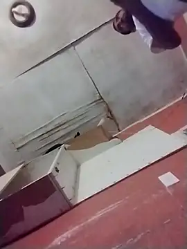 Snapshot of brownfeet chatting on 12/25/24, 02:35 brownfeet online show from 12/25/24, 02:35