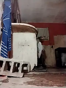 Snapshot of brownfeet chatting on 12/28/24, 06:17 brownfeet online show from 12/28/24, 06:17