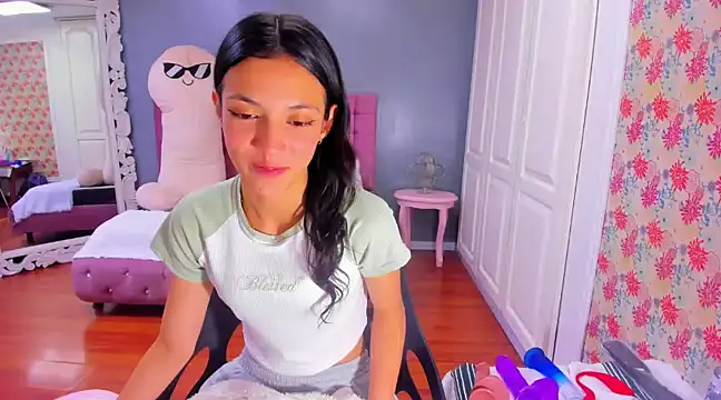 Iris Stone  online show from 01/21/25, 01:43