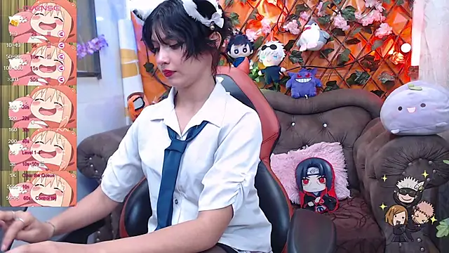 Snapshot of ravenn_20 chatting on 01/15/25, 11:32 ravenn 20 online show from 01/15/25, 11:32