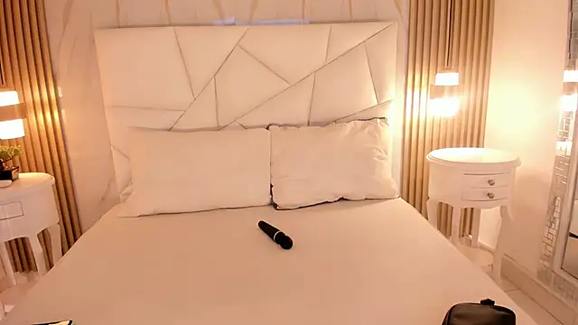 Snapshot of belacampbell chatting on 01/09/26, 06:27 belacampbell online show from 01/09/26, 06:27