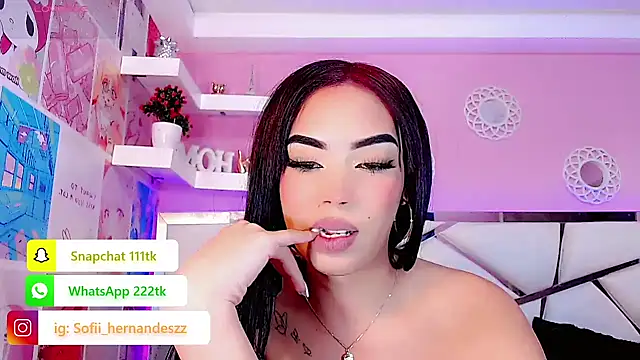 Snapshot of Sofi_hdz chatting on 01/26/25, 02:45 Sofi hdz online show from 01/26/25, 02:45