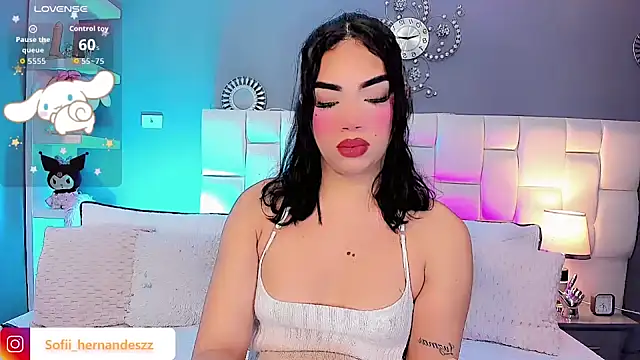 Snapshot of Sofi_hdz chatting on 09/18/25, 08:44 Sofi hdz online show from 09/18/25, 08:44