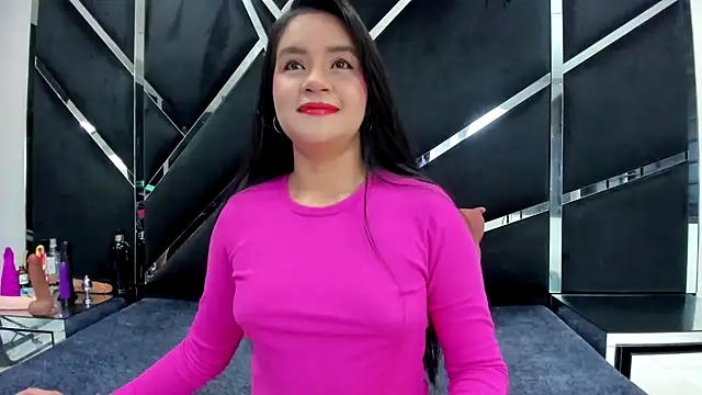 Snapshot of Ivanna18_x chatting on 09/28/25, 04:07 Ivanna18 x online show from 09/28/25, 04:07