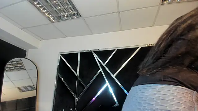 Ivanna18 x online show from 11/19/25, 04:23