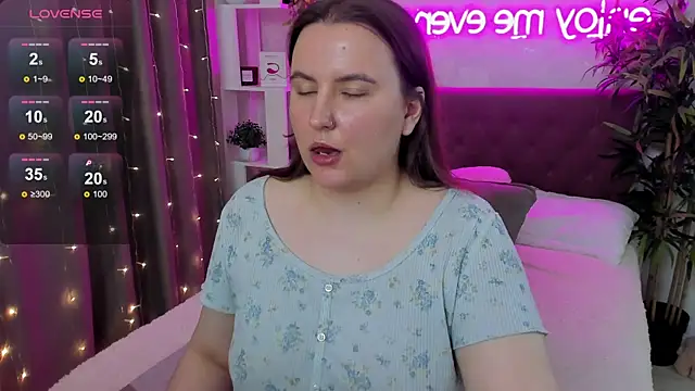 FeralPeach online show from 05/20/26, 06:52