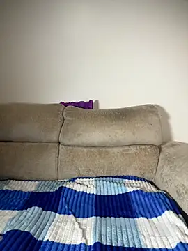 Rose berry online show from 02/28/26, 04:57