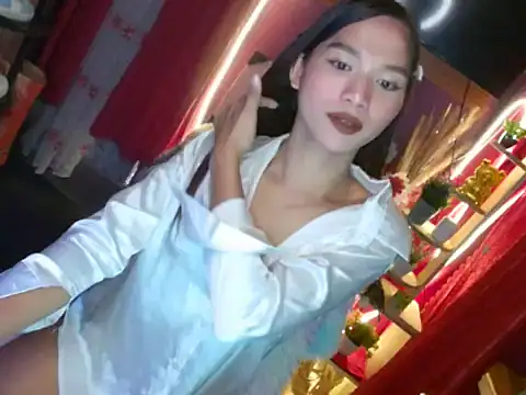 Ur dreamgurl05 online show from 12/23/25, 06:11