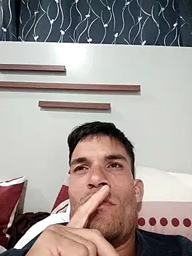 719610 online show from 11/10/25, 02:10