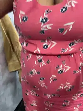  dr hot  online show from 01/03/25, 01:47