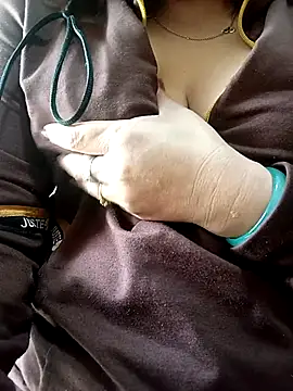 Rose DiDi online show from 03/20/25, 03:34