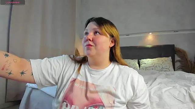 Ruth Oliver online show from 04/19/26, 09:19