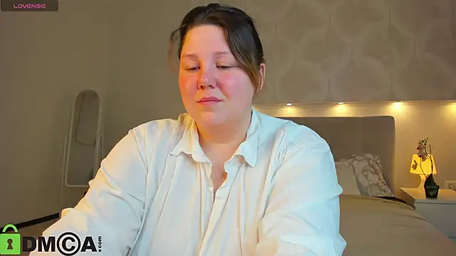 Ruth Oliver online show from 06/06/26, 01:11