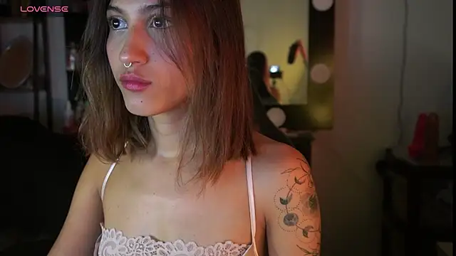 MissKorah online show from 02/01/25, 01:44