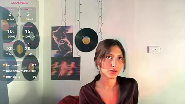 MissKorah online show from 03/21/25, 10:06