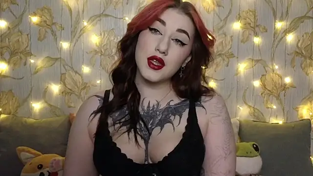 Kimpossible1 online show from 12/18/24, 11:34