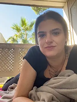 SafeinouterSpace online show from 12/16/25, 08:25