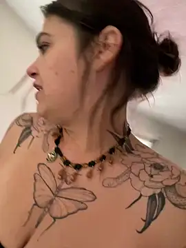 SafeinouterSpace online show from 01/11/26, 08:58