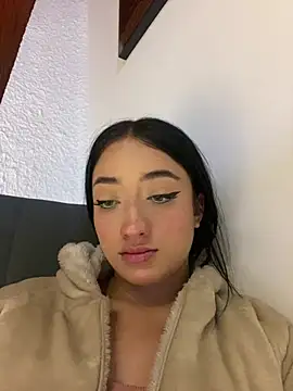 Ady 18 online show from 02/01/25, 12:58