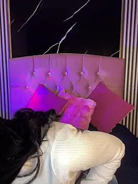 Ady 18 online show from 09/12/25, 07:47