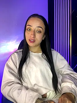 Ady 18 online show from 11/12/25, 08:52