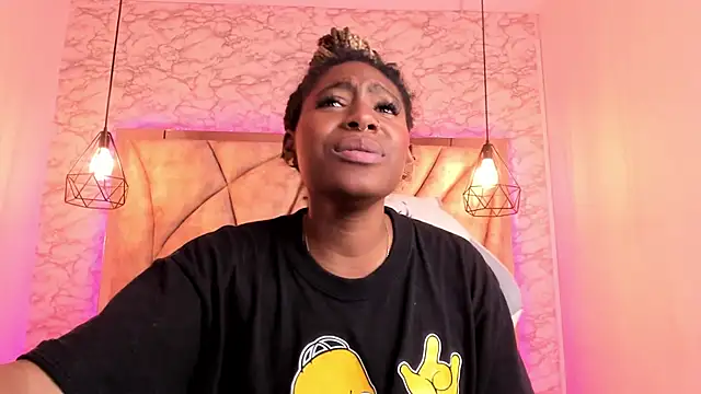 Queen perla  online show from 01/29/25, 05:56