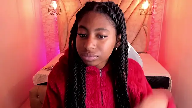 Queen perla  online show from 03/10/25, 12:15