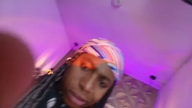 Queen perla  online show from 02/20/26, 12:05